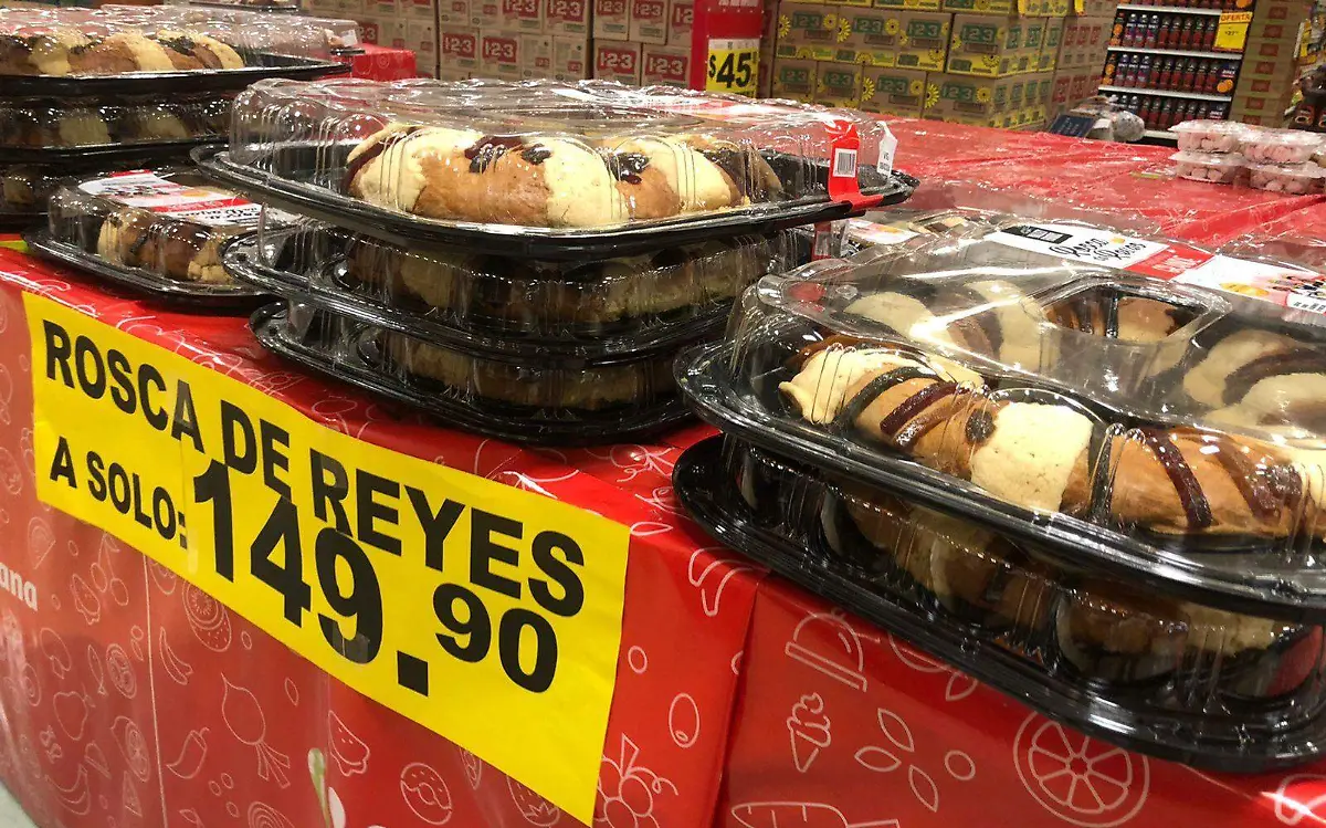 Venta de rosca de reyes en Gómez Palacio, Durango