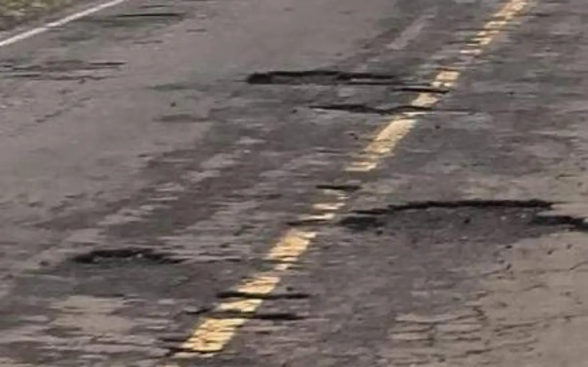 En pésimas condiciones se encuentra tramo de la carretera a Nuevo Ideal, denuncian pobladores
