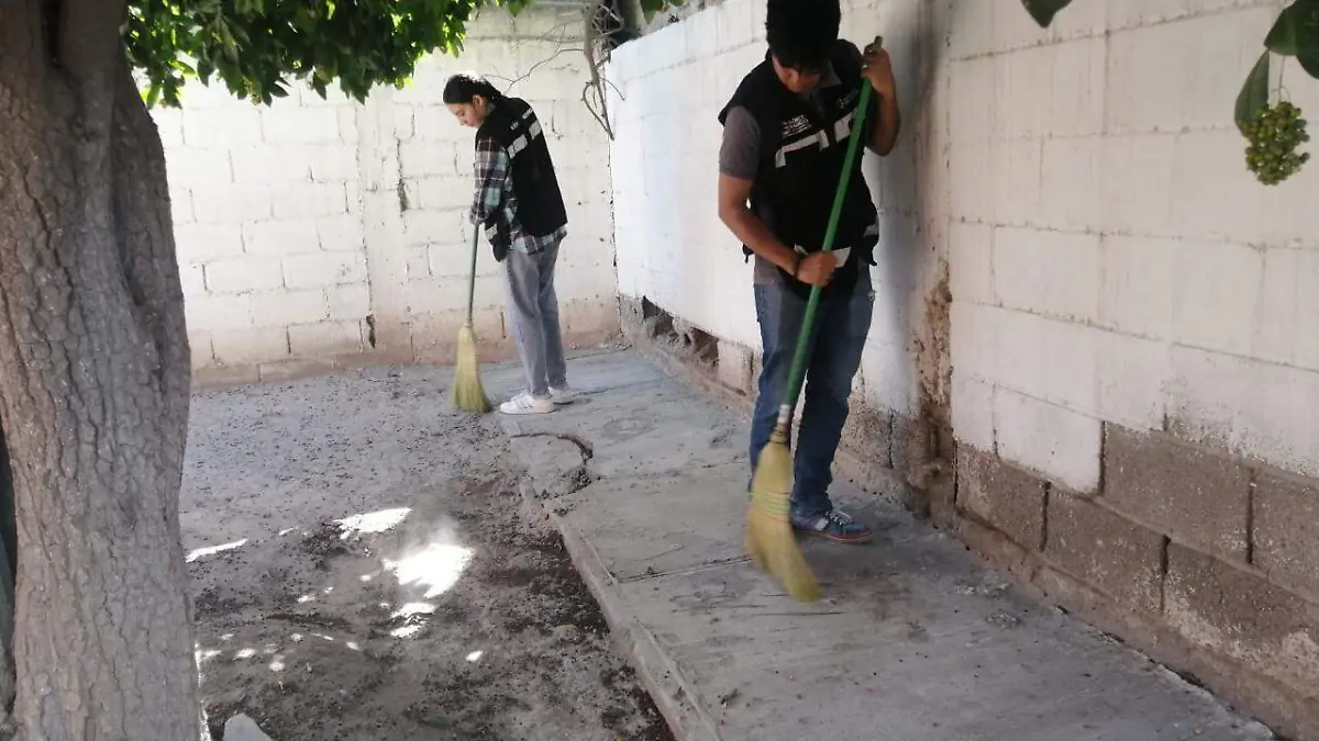 Acuden Brigadas con Estrella a escuelas de Gómez Palacio