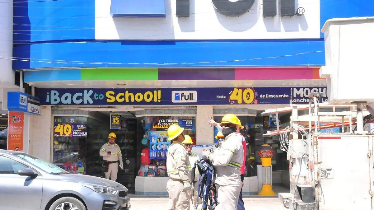 CFE detecta 5 comercios "colgados" en Gómez Palacio