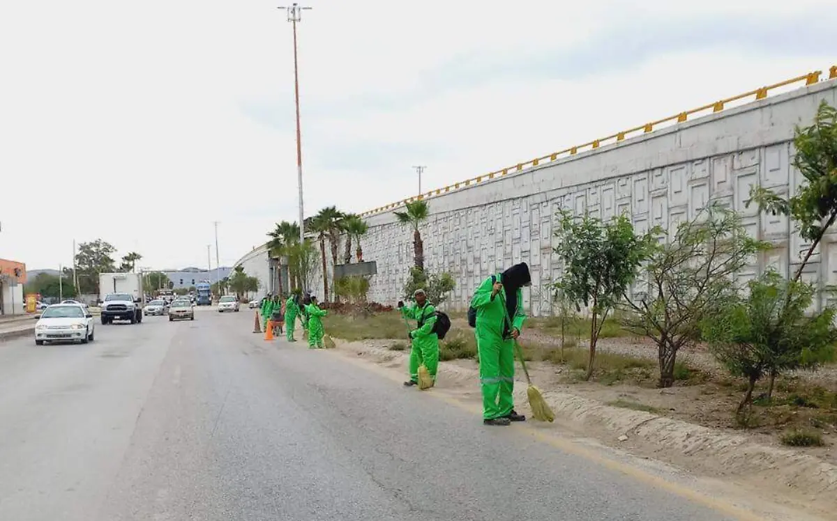 Continúa la mejora de espacios públicos en Gómez Palacio