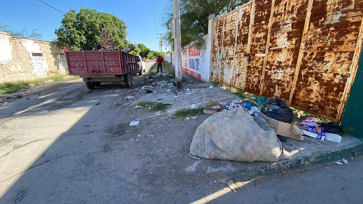 Realizan trabajos en red de drenaje