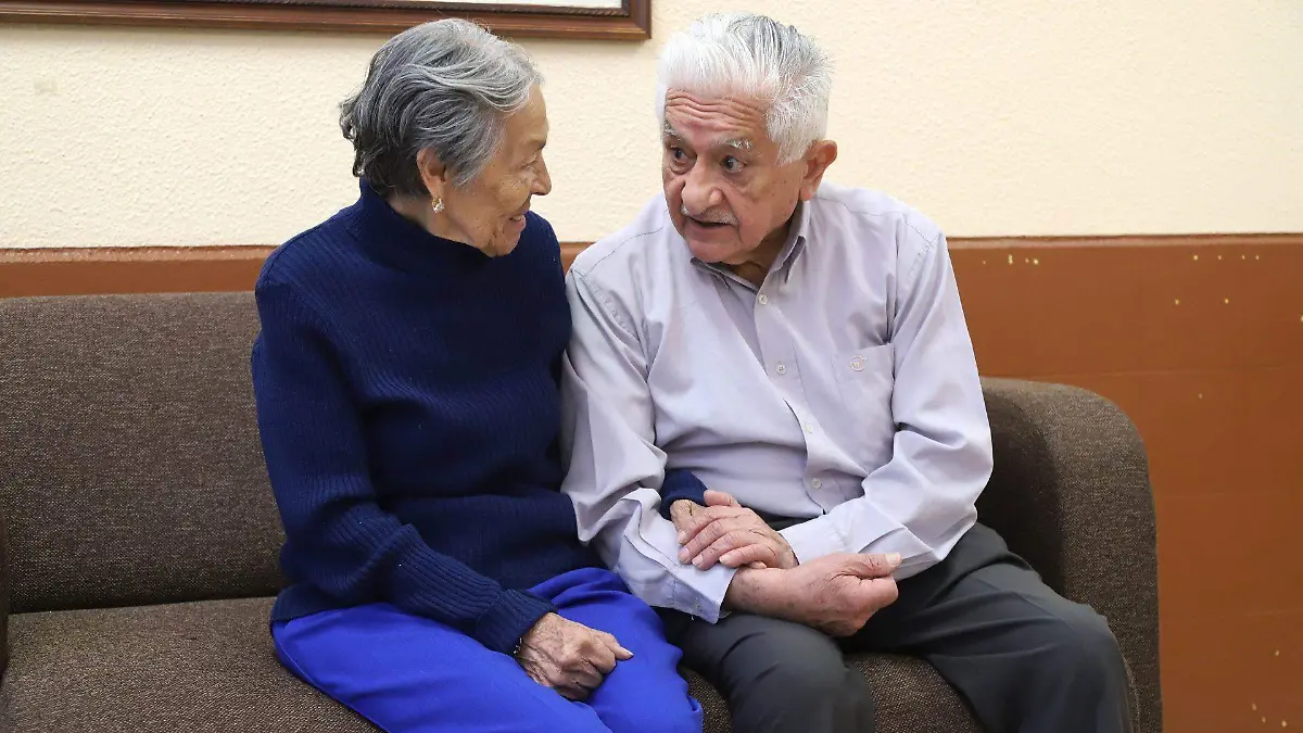964302_IMSS Atención Adultos Mayores-1_web