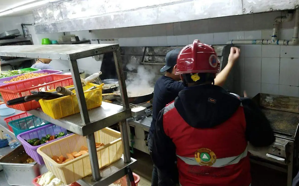 Supervisa Protección Civil negocios de venta comida en Gómez Palacio