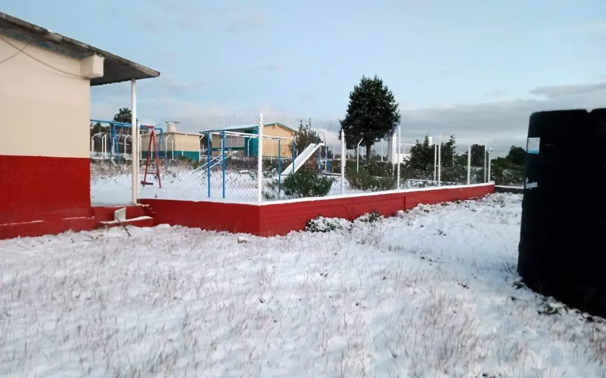 Guanaceví se pintó de blanco, amaneció a –8. 5 ° centígrados