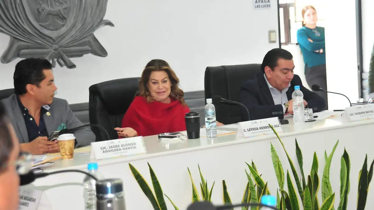 Va la pavimentación para el 2024, la ciudadanía se lo merece; Leticia Herrera Ale