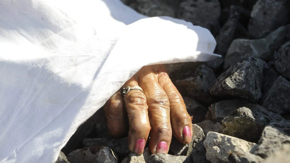 Encuentran el cuerpo de una viejita muerta