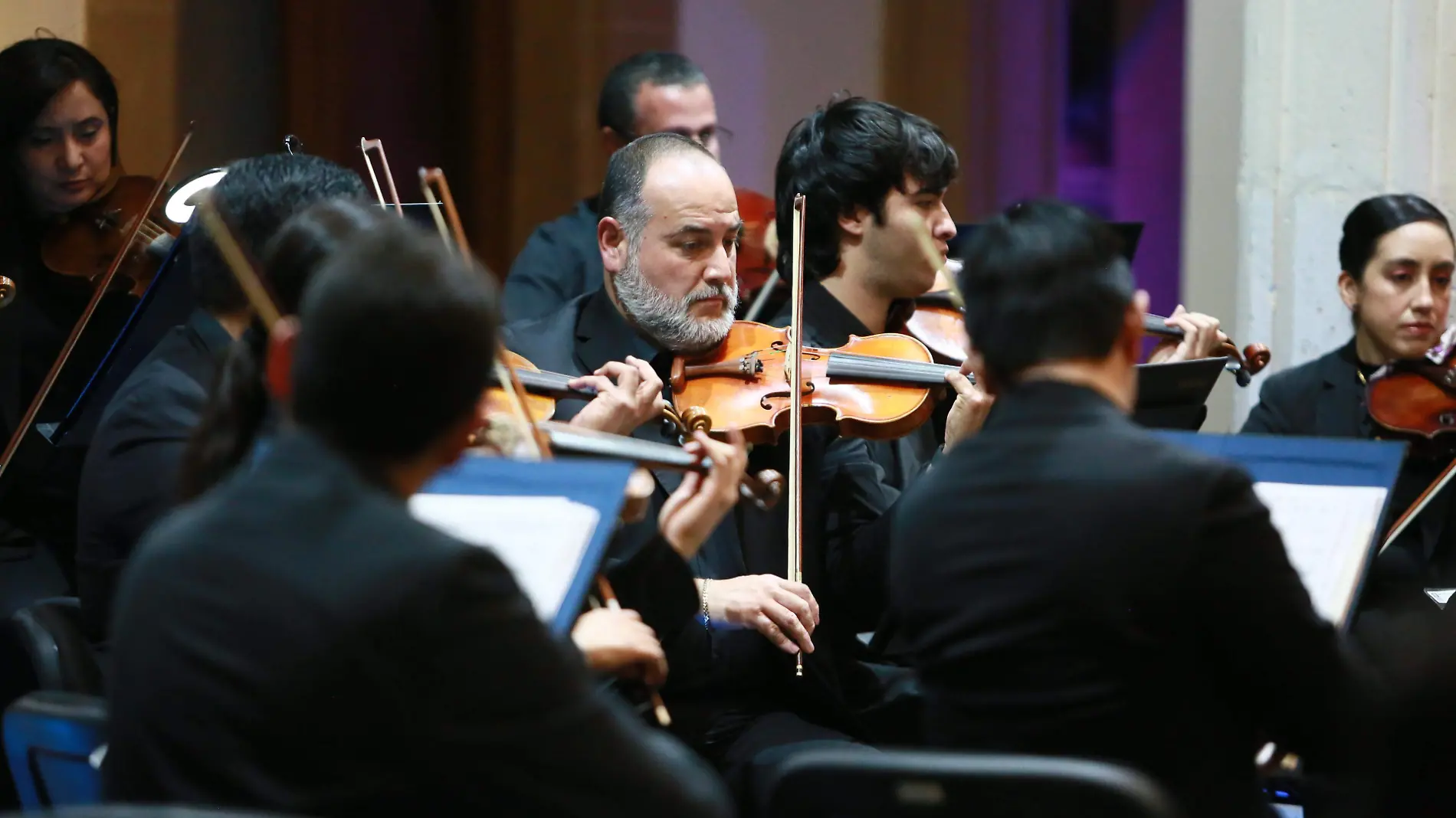 La Orquesta de Cámara de la UJED celebra con éxito el segundo concierto de la temporada