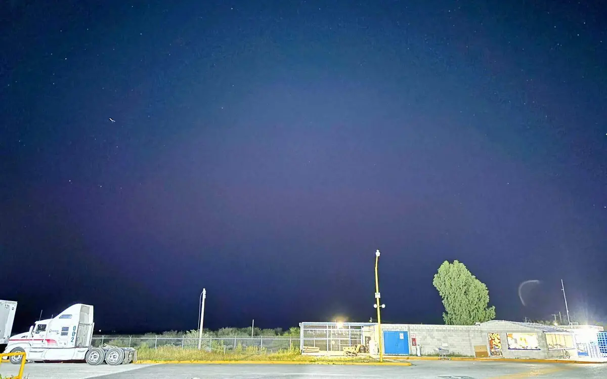 Captan auroras boreales en el cielo de Durango