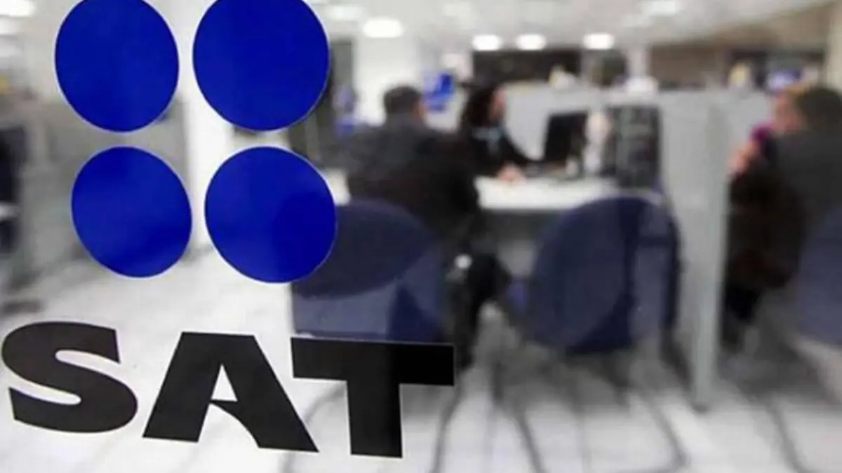 No se debe condicionar la entrega de facturas al cliente, afirma SAT