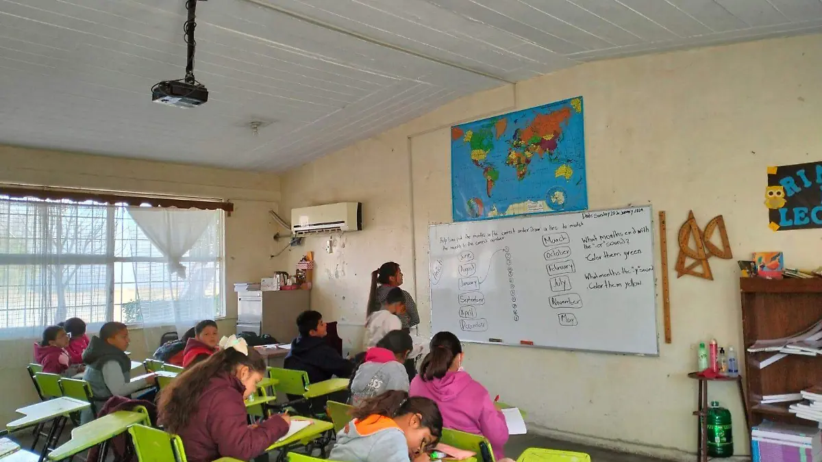 Impulsan programa “Inglés con valor” en La Laguna