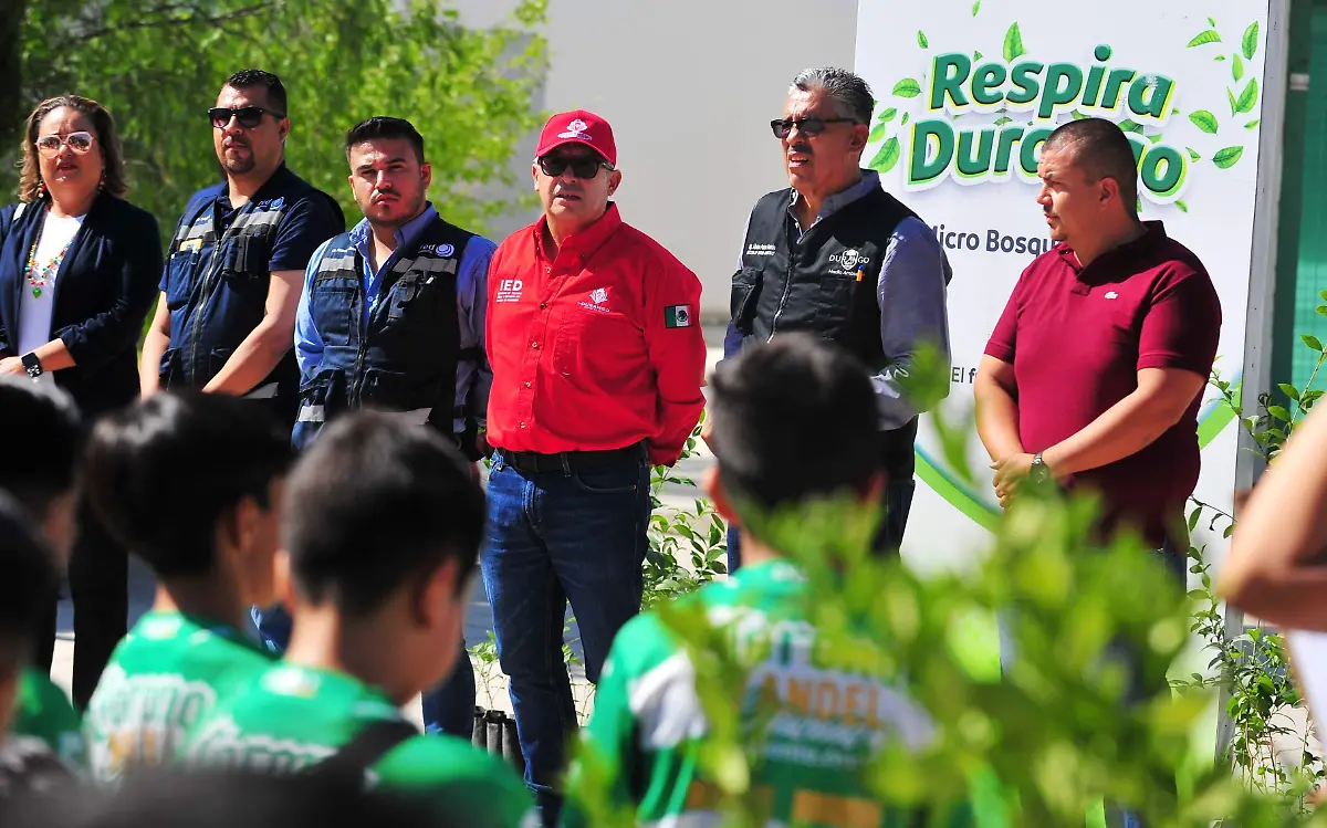Crean microbosque en el Palacio de los Combates en la ciudad de Durango