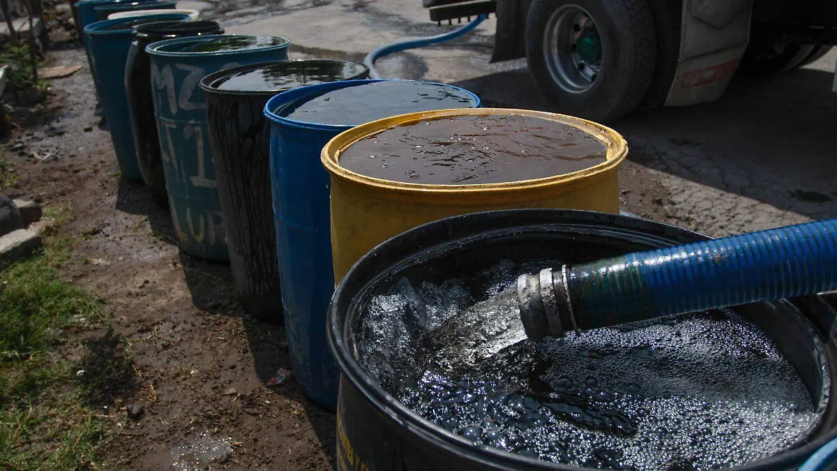 Tambos de agua