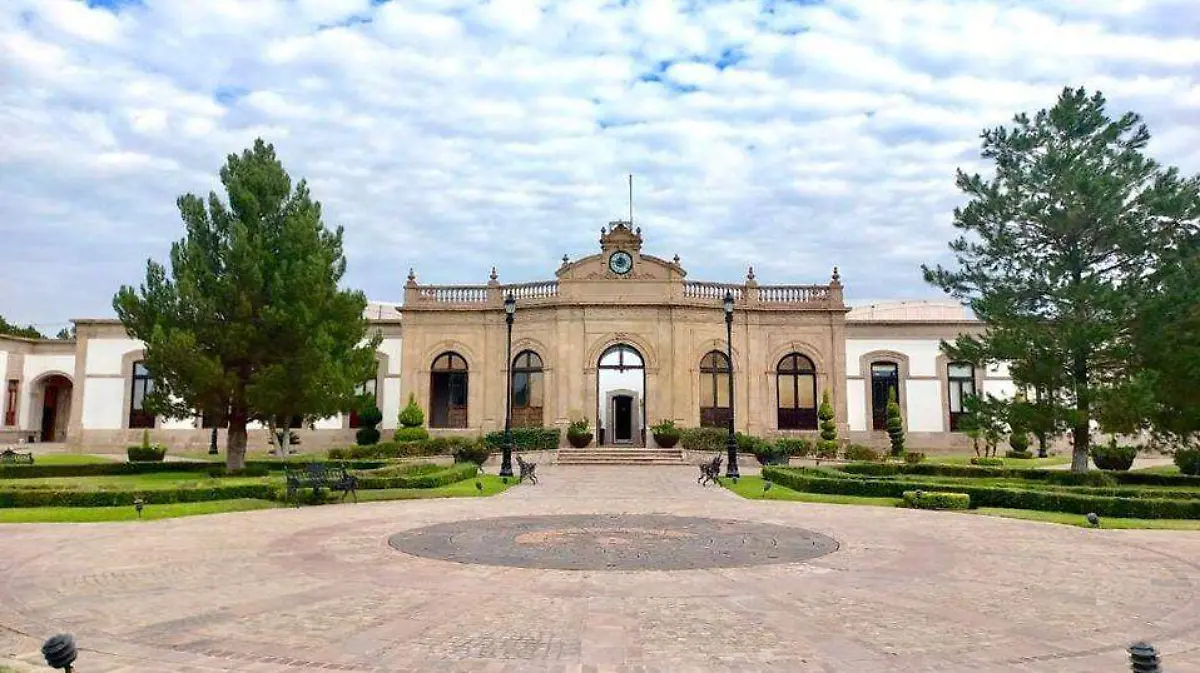 CCB, el edificio construido inicialmente para ser hospital