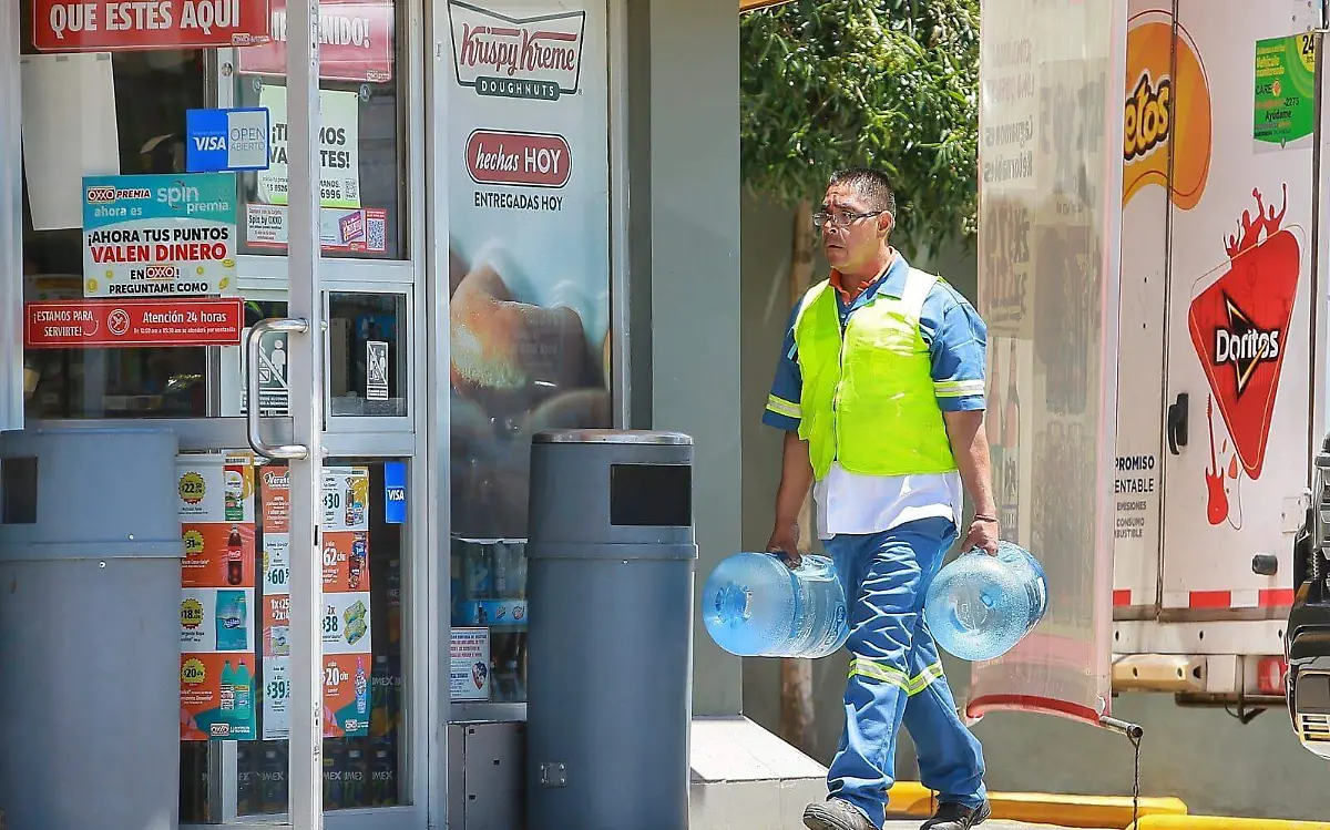 Incrementa la venta de agua purificada en Durango