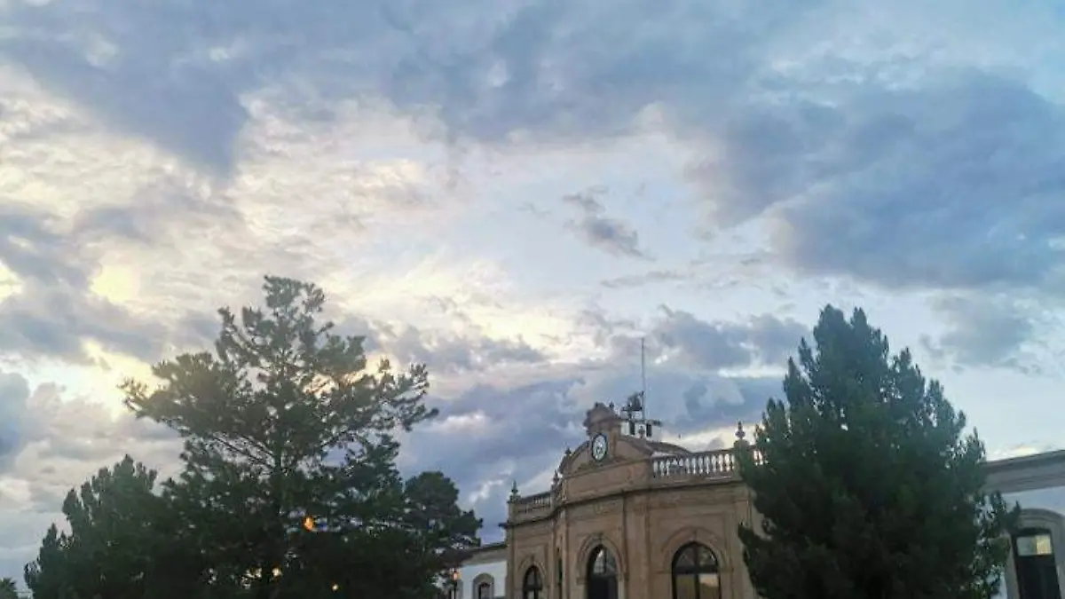 CCB, el edificio construido inicialmente para ser hospital