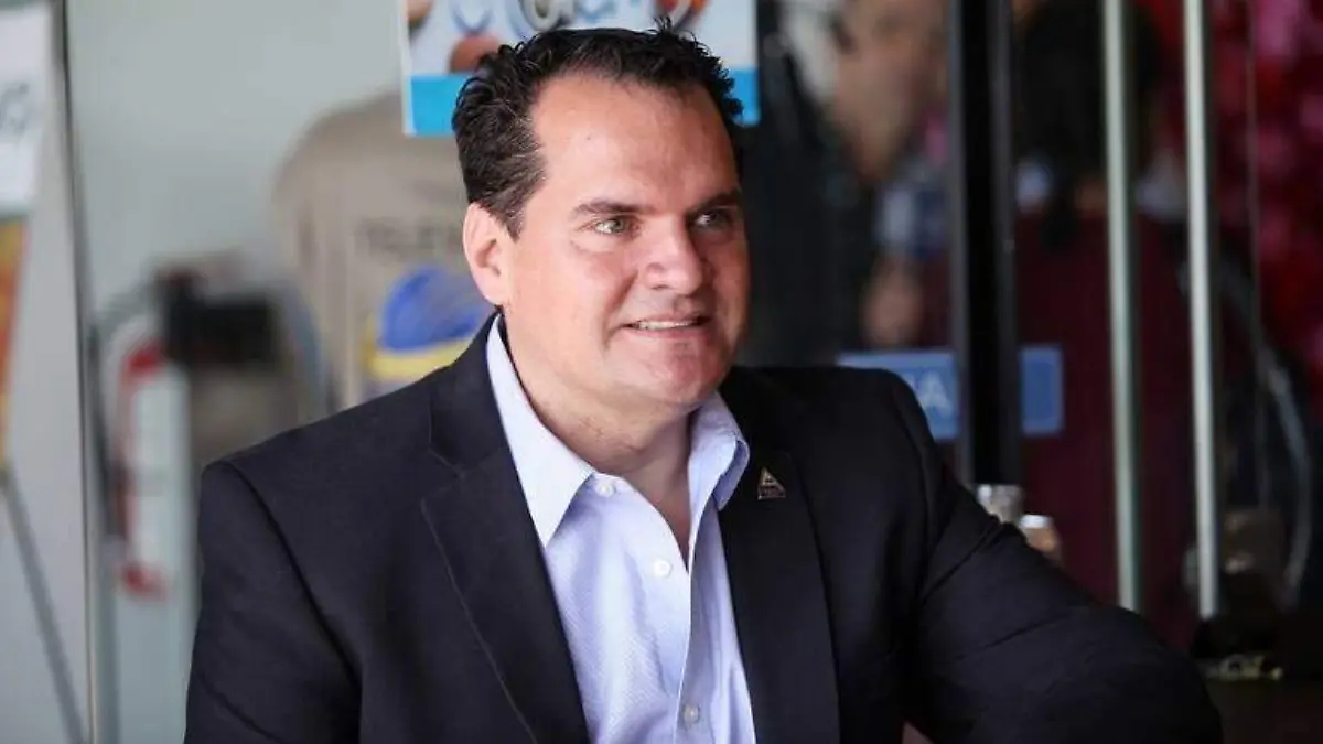 Mauricio Holguín