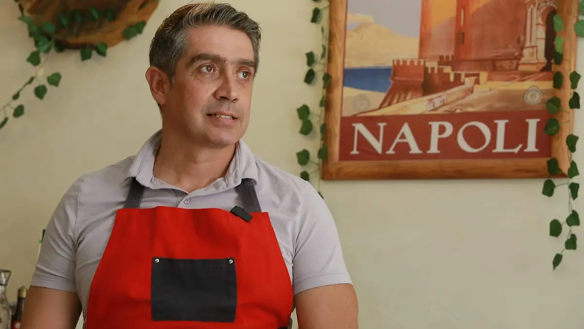José