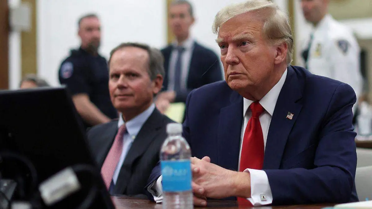 Donald Trump  (1)