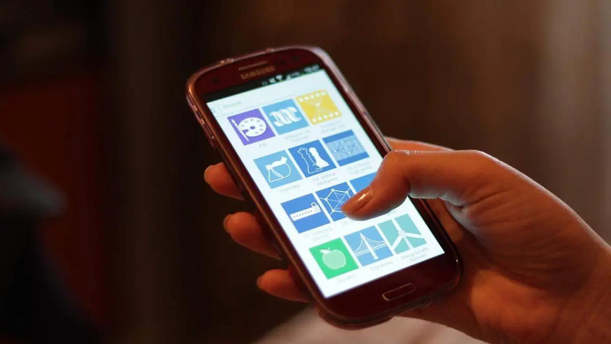 smartphone-telefono-celular-apps