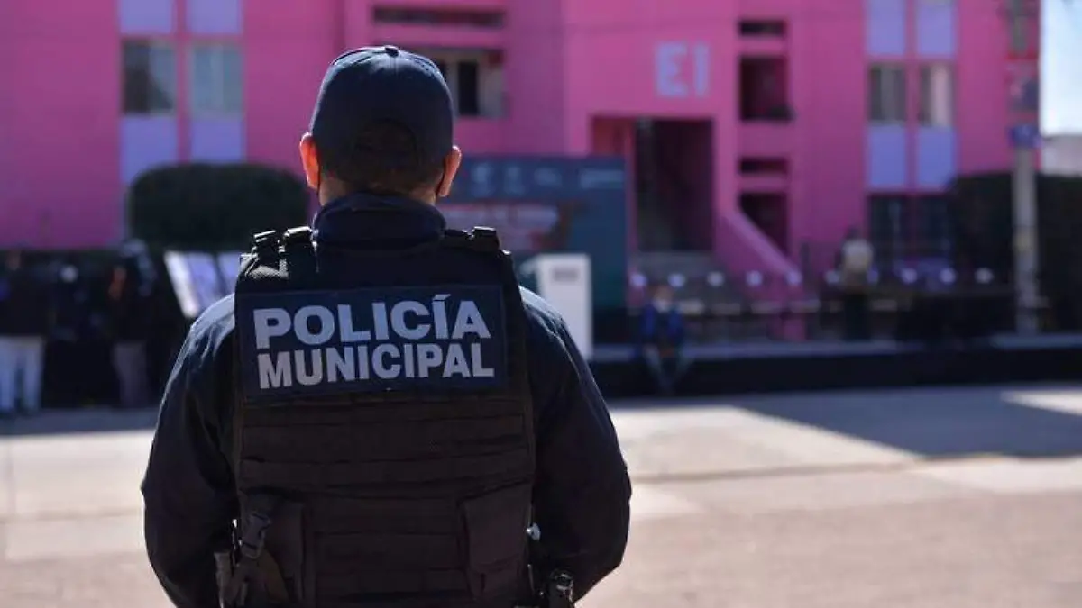 Policía municipal seguridad chaleco