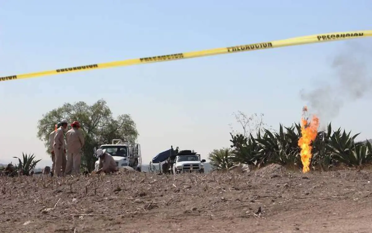 CESAR MARTINEZ-El Sol de Hidalgo (2)