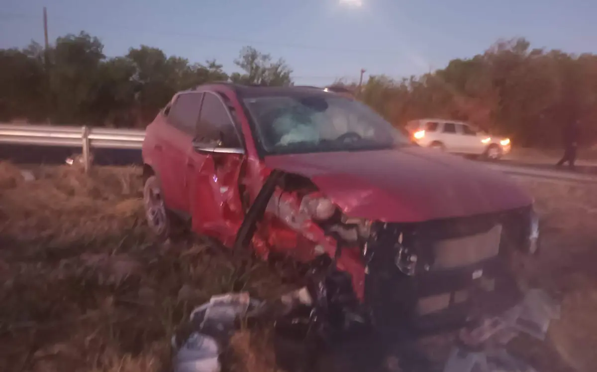 Choque vehicular en Canatlán, Durango, deja 2 heridos