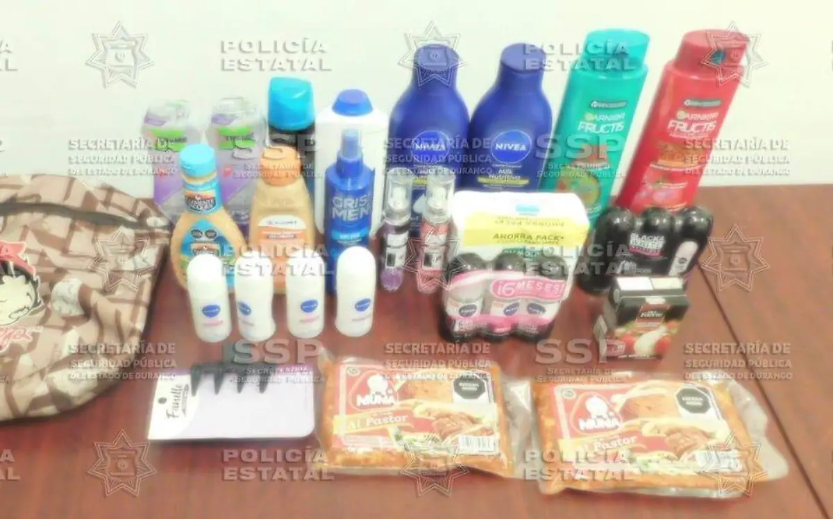 Aprehenden policías estatales a una mujer por robo en Gómez Palacio