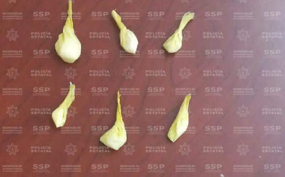 Detienen a una mujer con 8 dosis de “cristal”