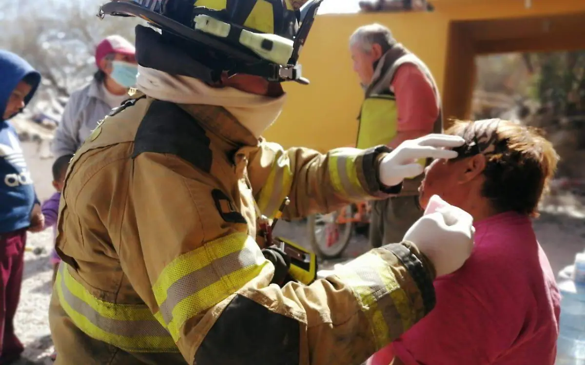 Explota tanque de gas en casa del poblado Montes de Oca