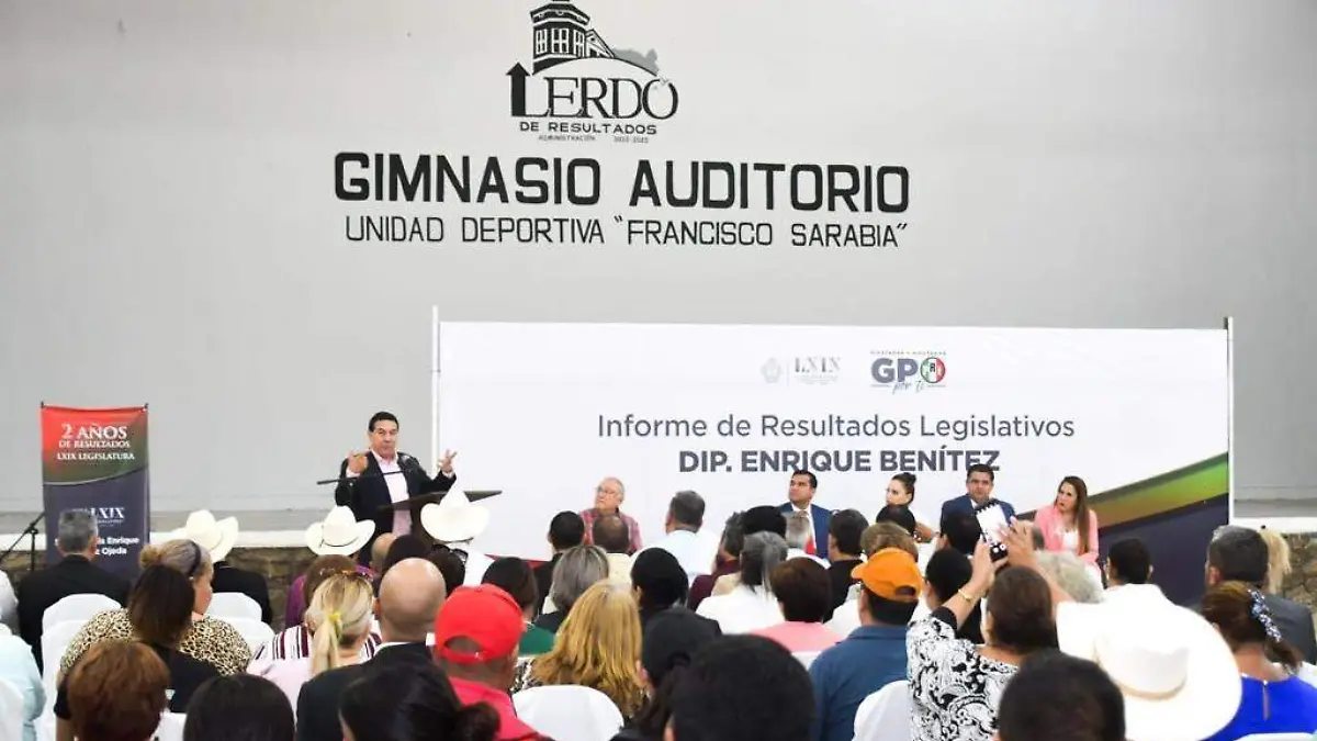 Rinde diputado Enrique Benítez segundo informe de resultados