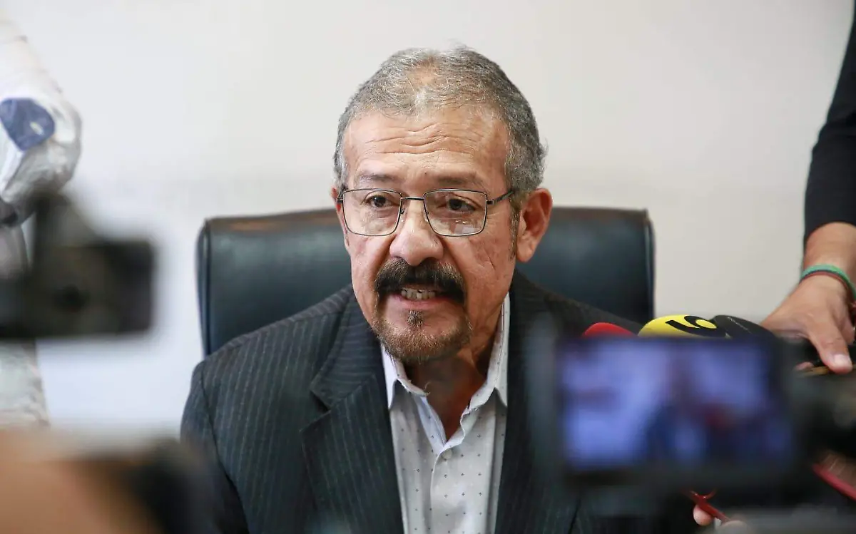 Rolando Cruz Martínez, subsecretario de Servicios Escolares de la SEED