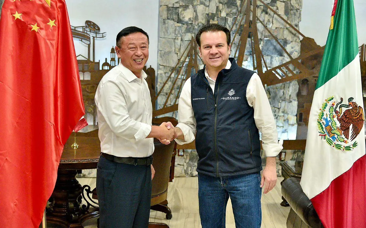 Esteban Villegas se reúne con empresarios de China