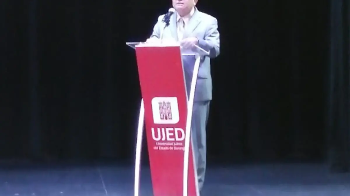 Román de Santos