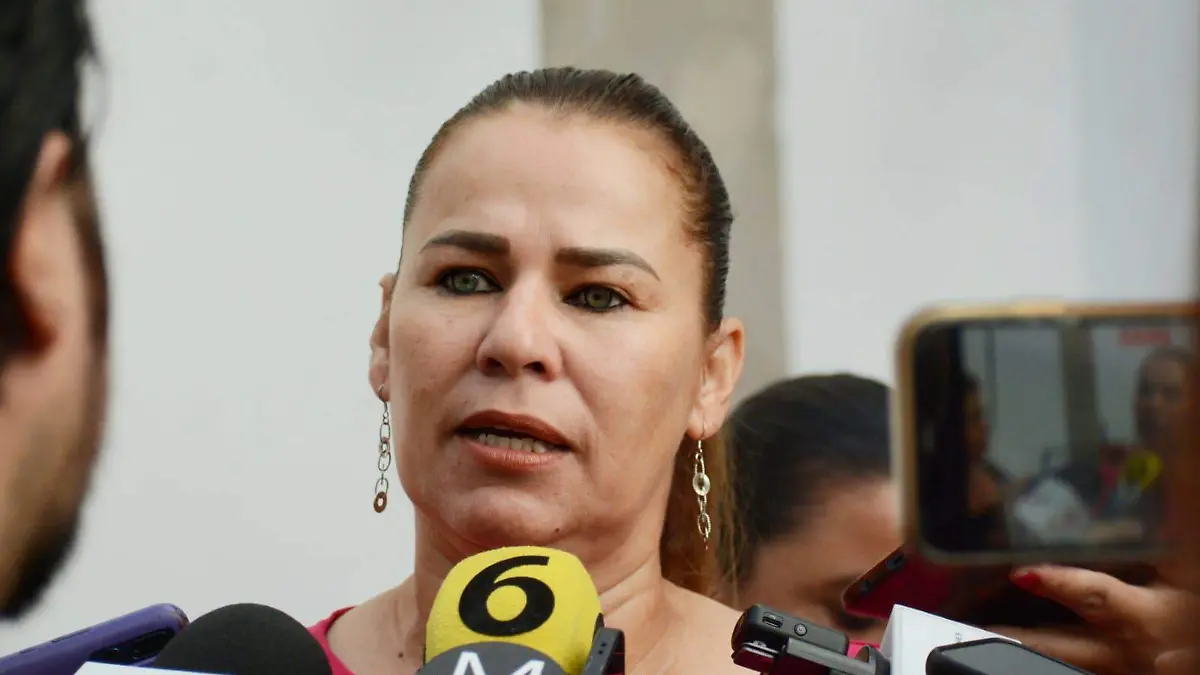 Regidora María Elena González