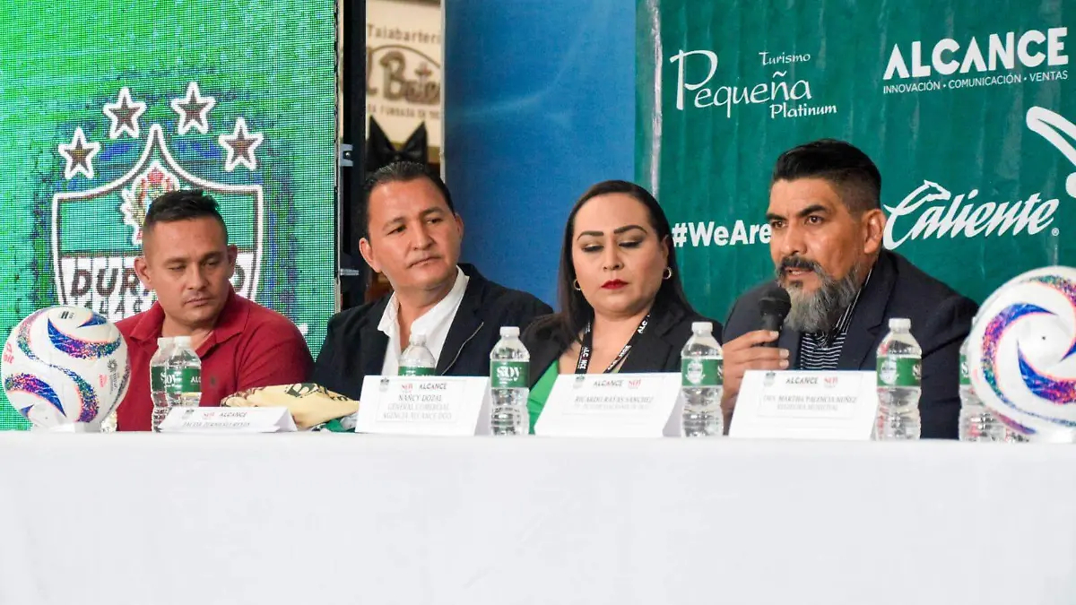 Presentan cuerpo técnico de los Alacranes de Durango