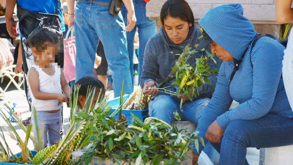 Celebran duranguenses Domingo de Ramos