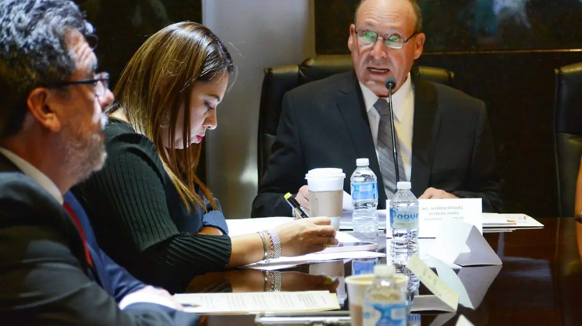 Presenta Alfredo Herrera informe de resultados