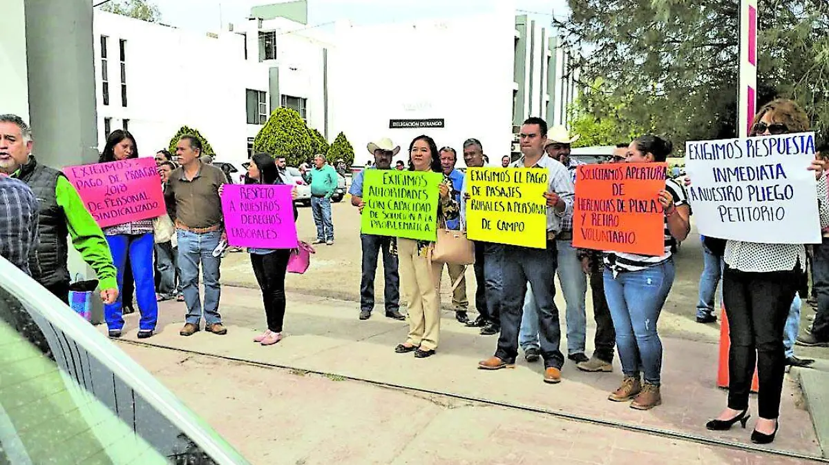 TRABAJADORES