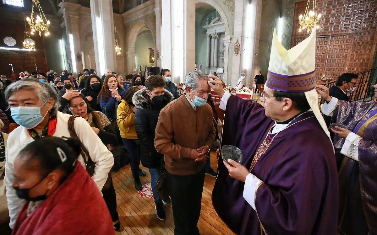 Así se vivió el miércoles de Ceniza este 2023 en la catedral de Durango