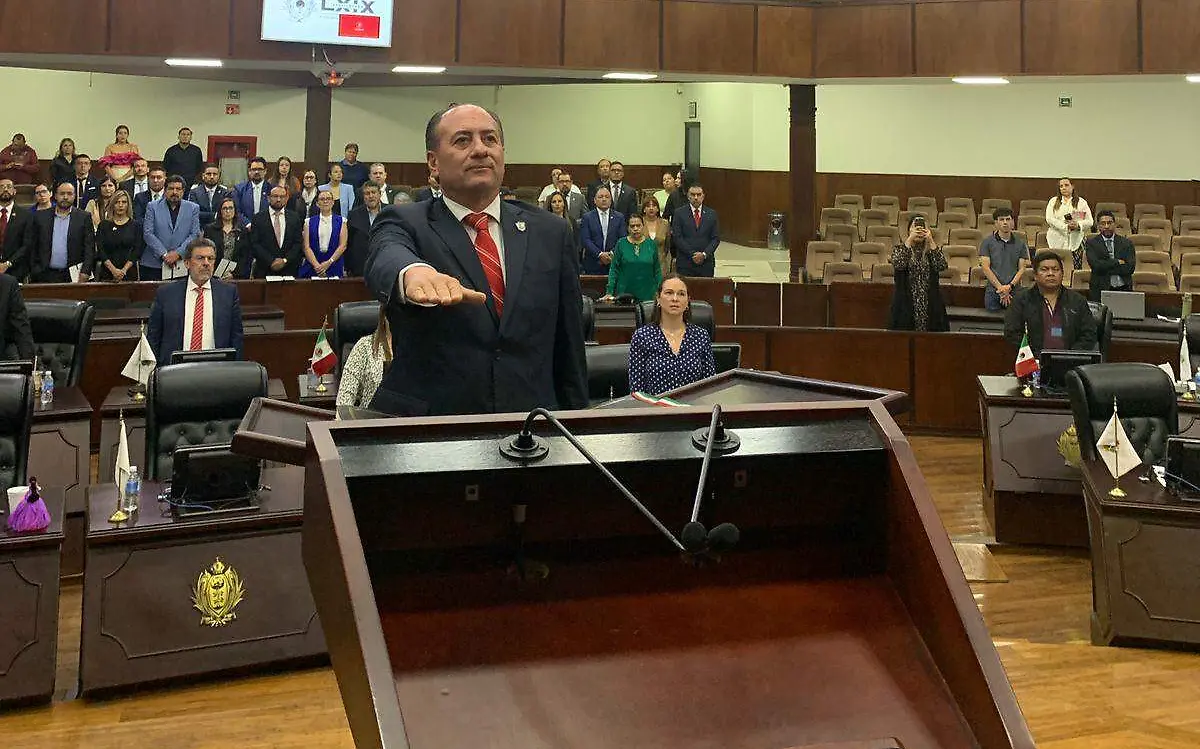 Fiscal Anticorrupción presenta su informe de actividades