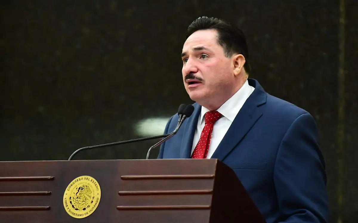 Guillermo Adame Calderón, secretario de Educación en Durango