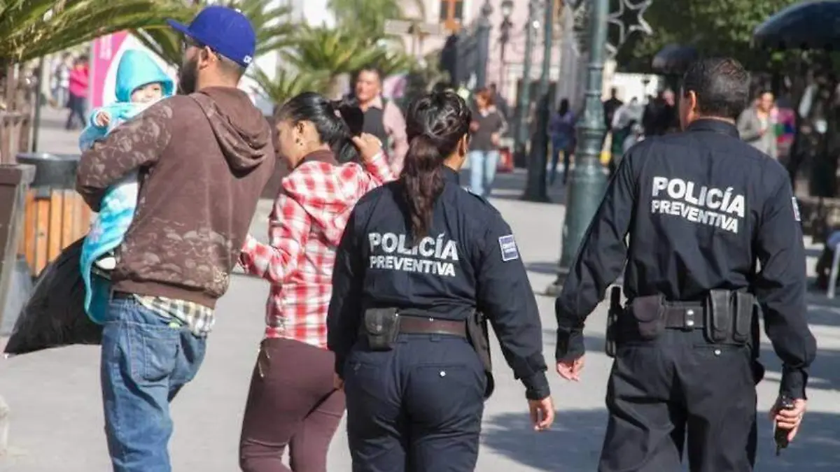 Policías