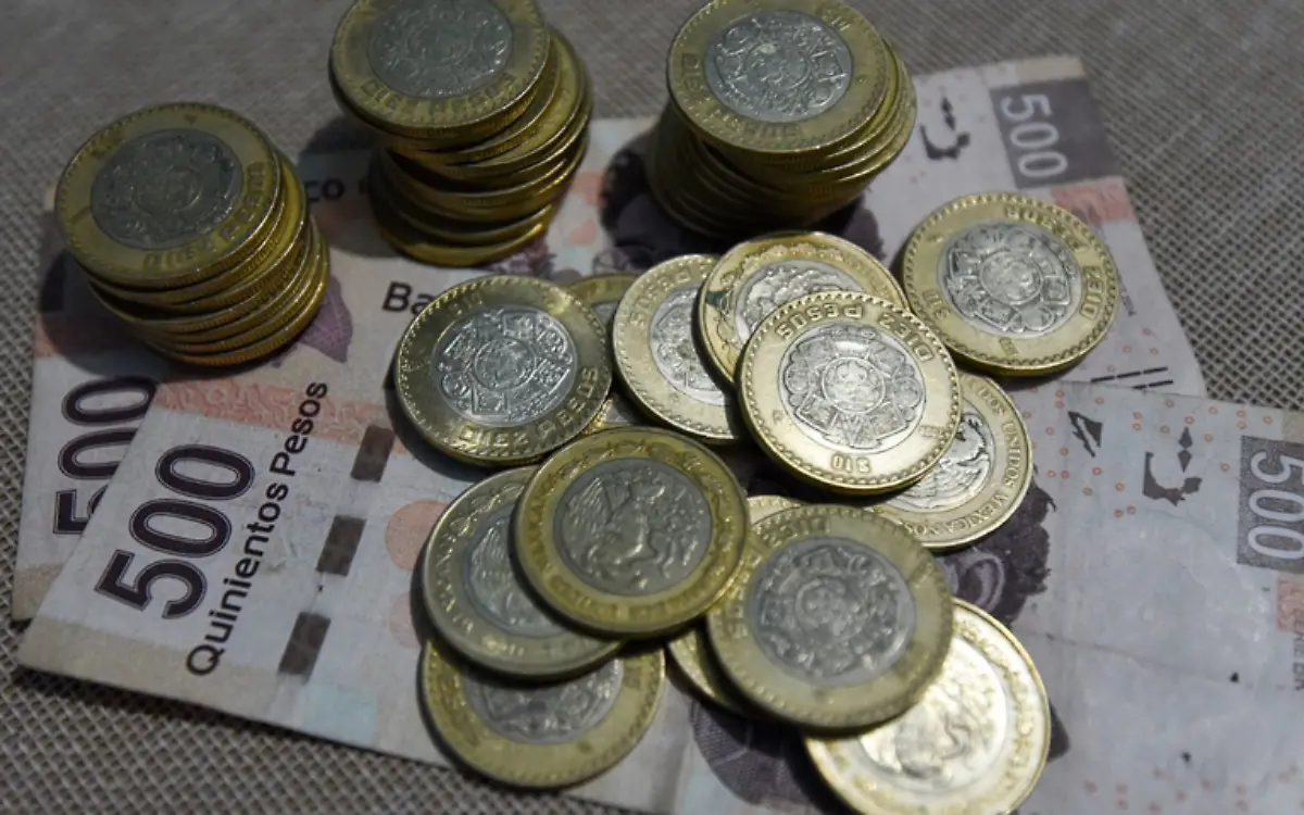 Dinero mexicano, monedas y billetes