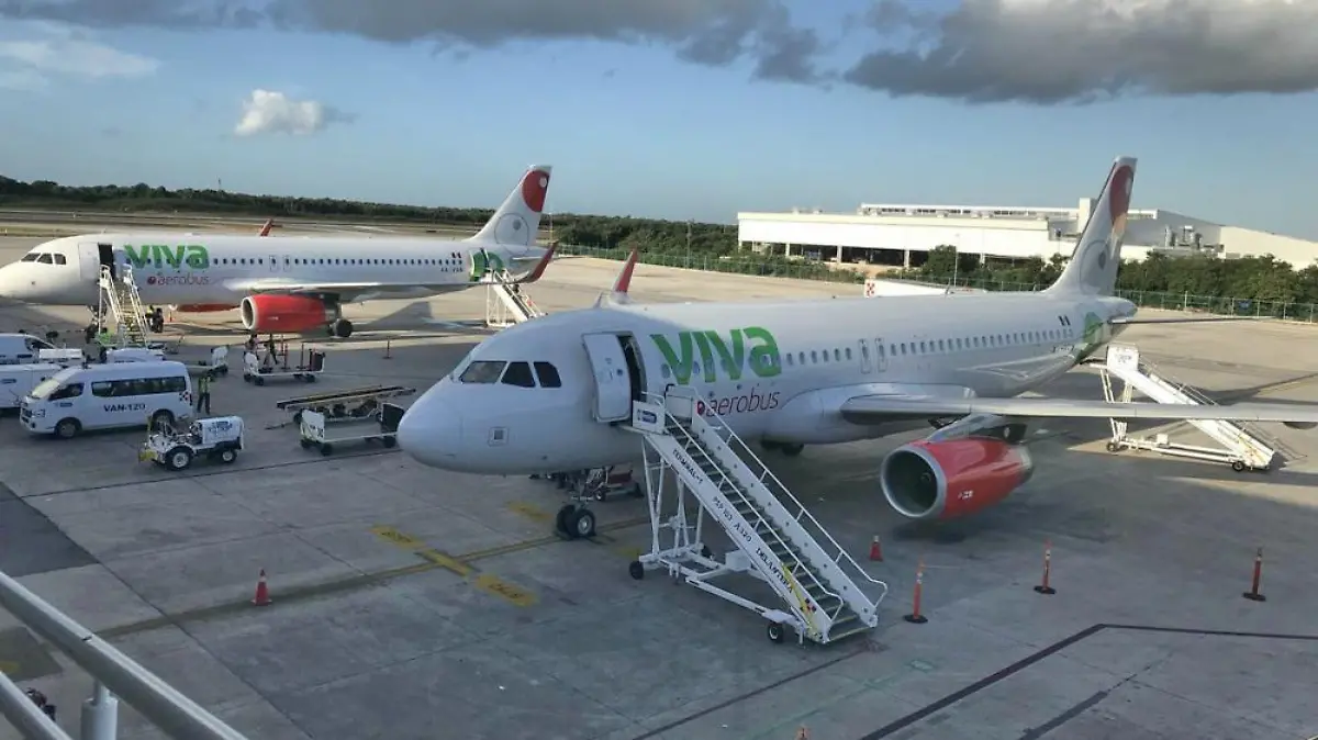 viva-aerobus-danielgalvan-twitter