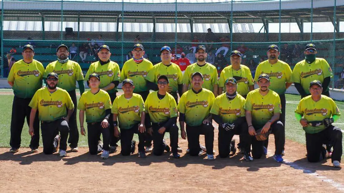 Así comenzó el slow pitch en Durango