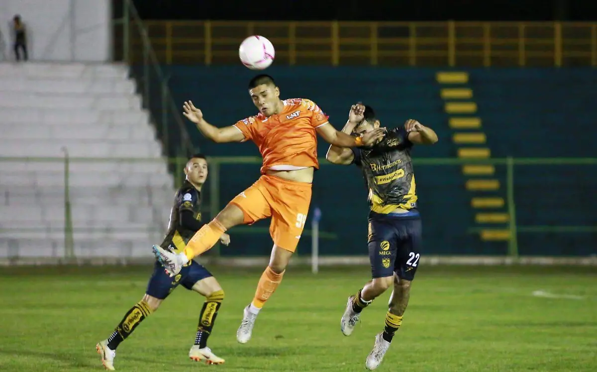 Alacranes de Durango recibe a los Caimanes de Colima