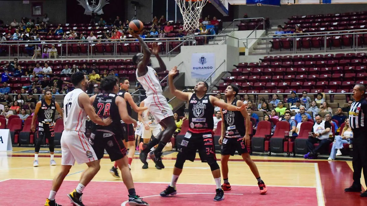 Son los reyes en el castillo