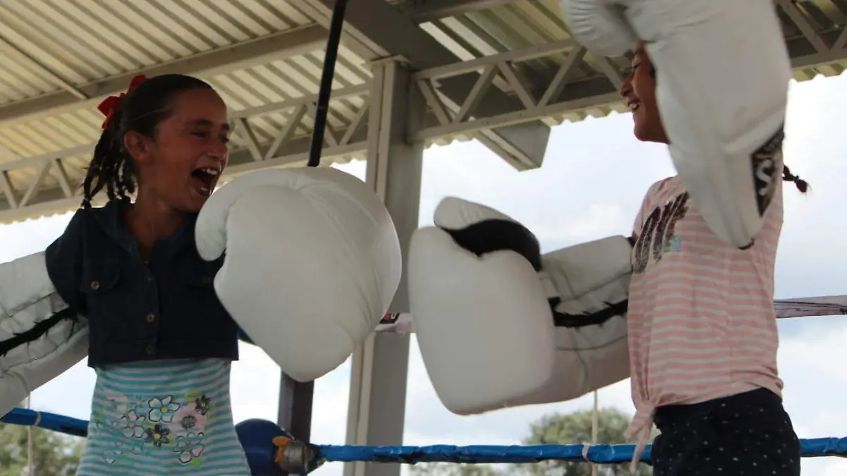 Llega el boxeo a los poblados