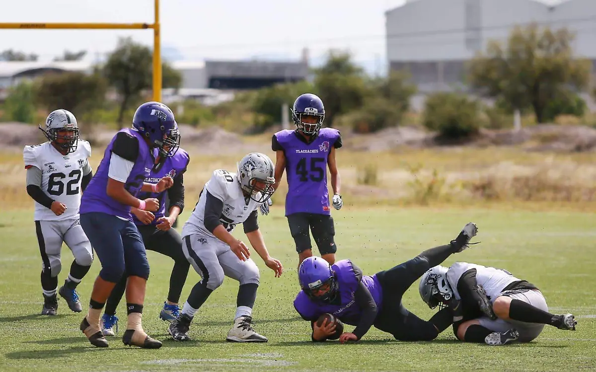 cuarta jornada de la Conferencia Estudiantil de Futbol Americano
